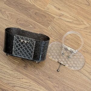 Broken Purse For Parts Smells Like Poor Storage